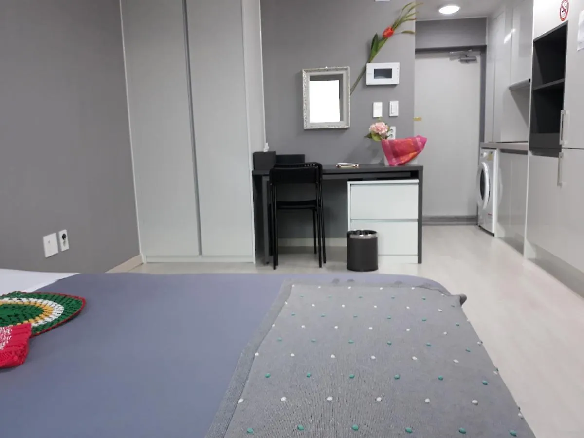 Aparthotel Ara Palace Hotel Jeju