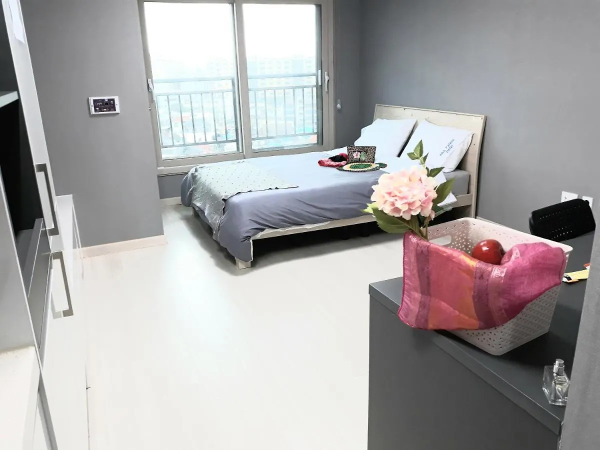 Ara Palace Hotel Jeju 3*,
